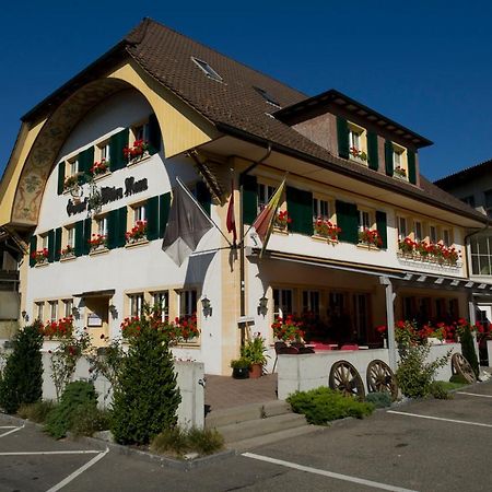 Aarwangen Gasthof Zum Wilden Mann מראה חיצוני תמונה